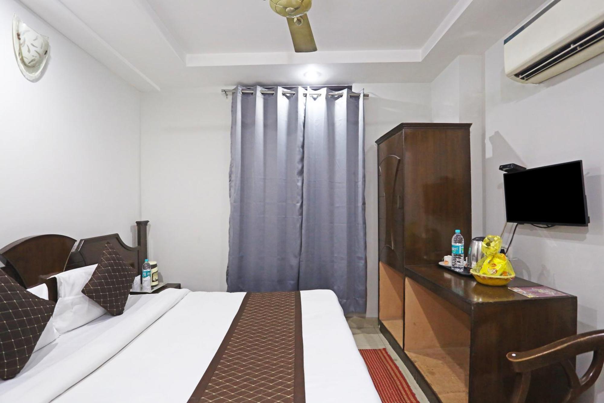 Hotel Ratandeep At Paharganj Nueva Delhi Exterior foto